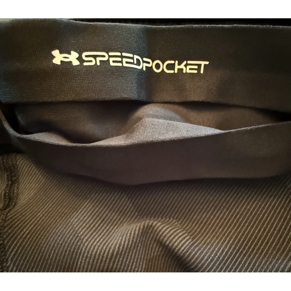 Under Armour Mens UA SpeedPocket‎ 7